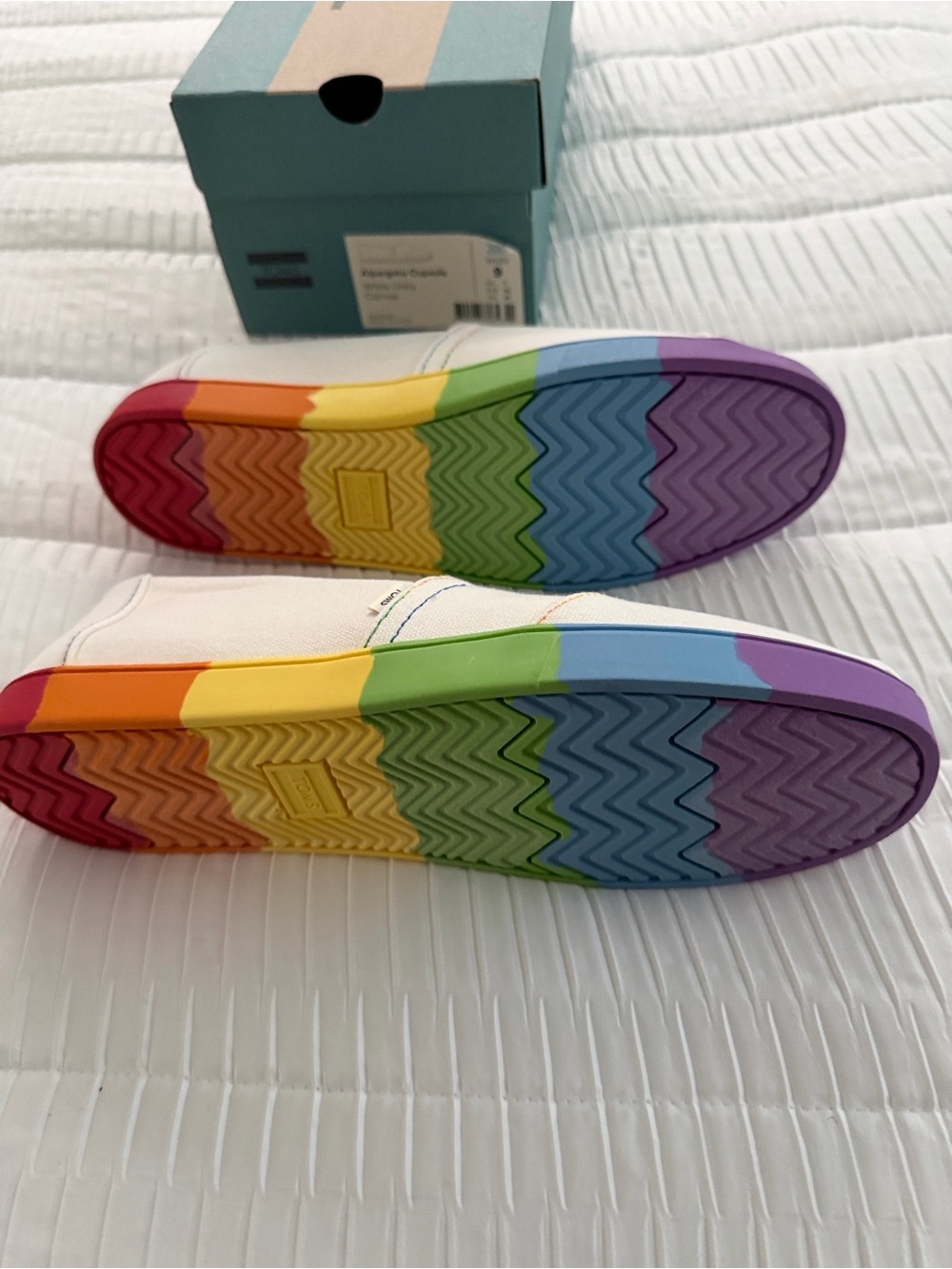 TOMS White Canvas Slip-Ons with Rainbow Pride Insole - Picture 6 of 9